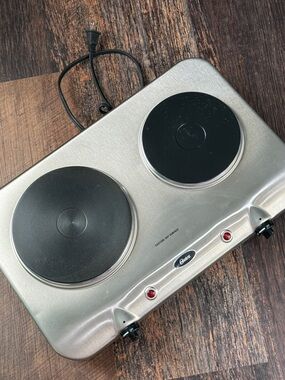 Oster Double Electric Hot Plate in Stainless and Black